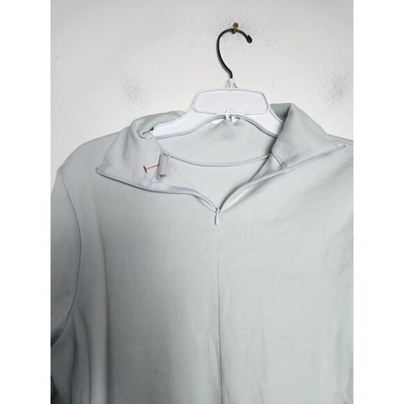 Chico's Women Mock Neck Light Grey 100% Pima Cotton Top size 1 or Medium - Picture 8 of 9